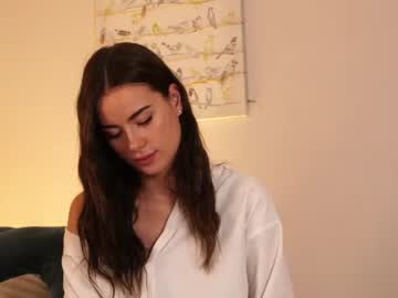 amely nikolesse
