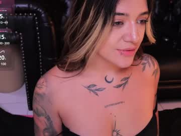 ashleyvalirya