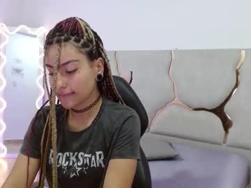 dakota tay1
