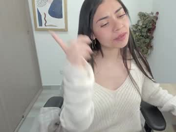 lauryn chills